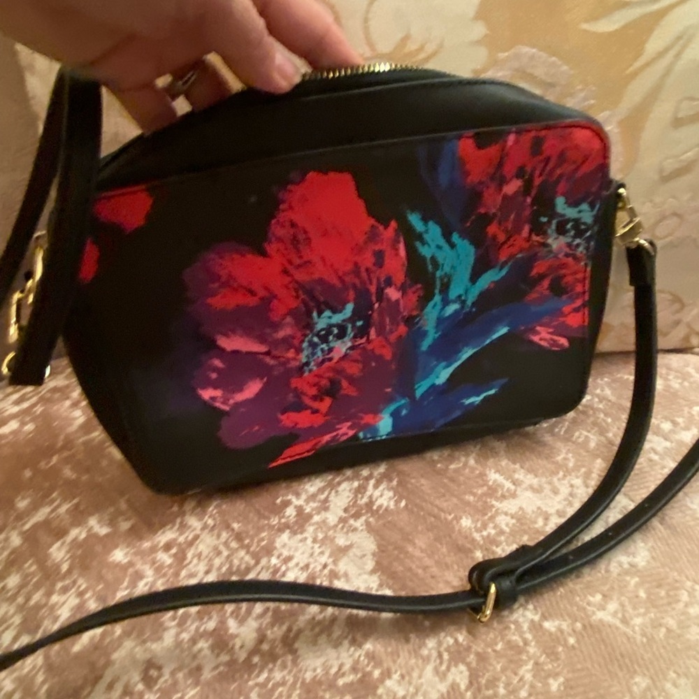 Trina Turk black n teal crossbody . Excellent shape . Wore 1 time